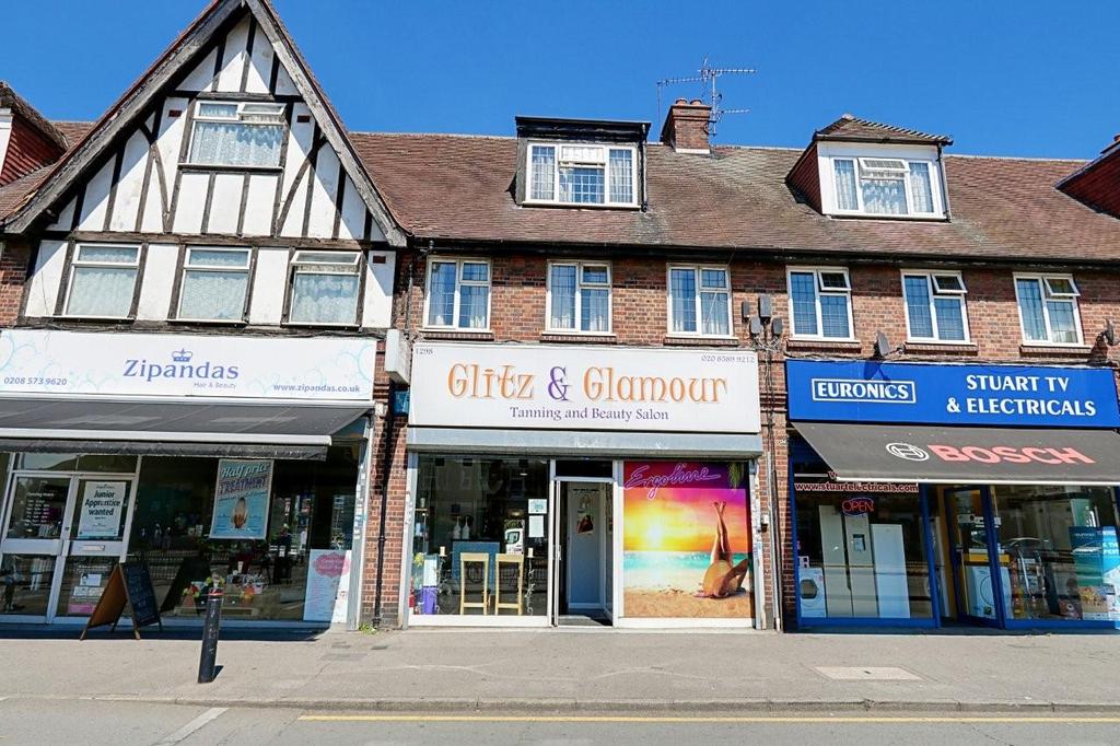 2 bedroom flat for sale, Uxbridge Road, Middlesex, Hayes