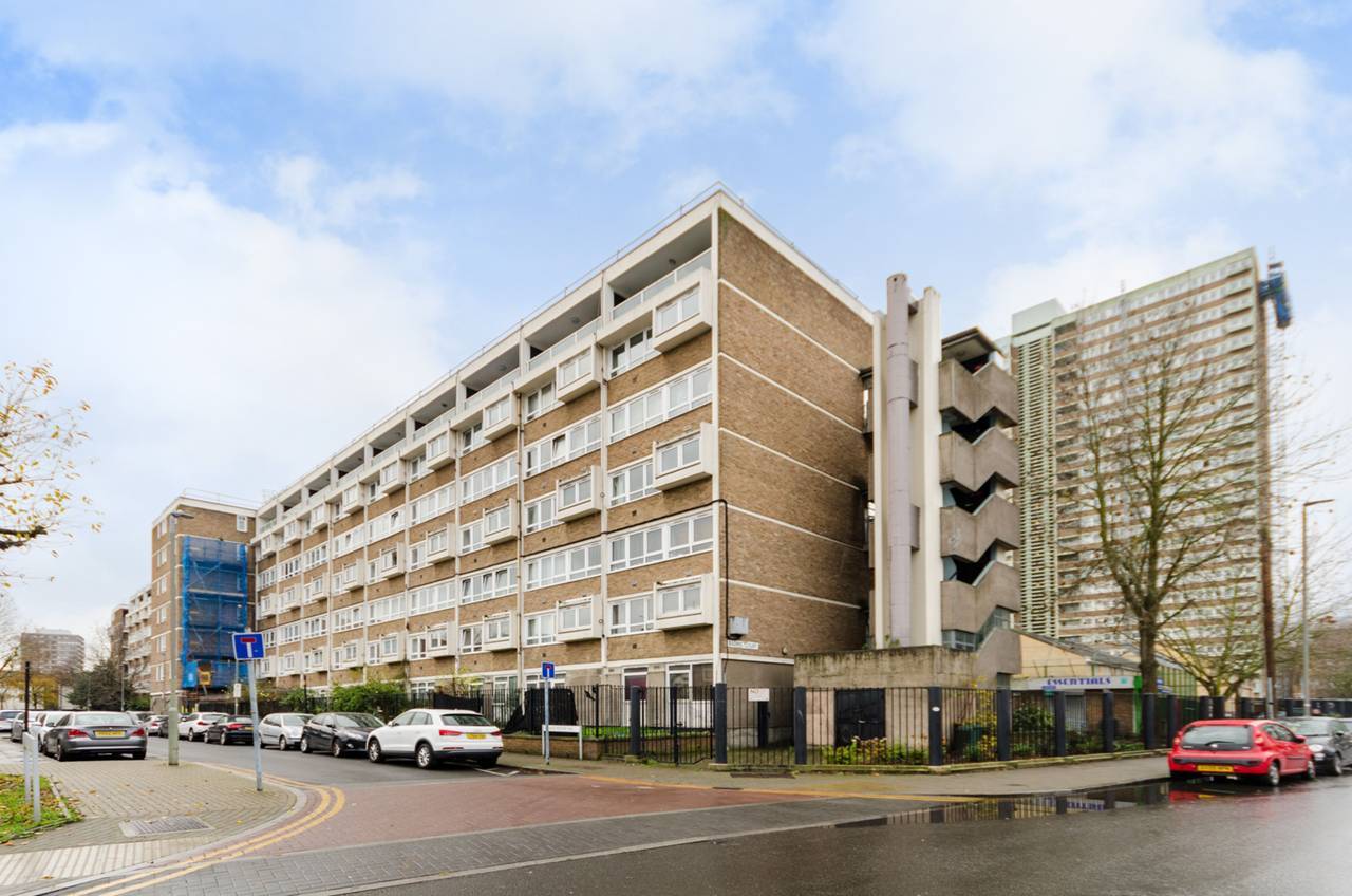 3 bedroom flat to rent, Yelverton Road, Battersea, SW, SW11 3SP