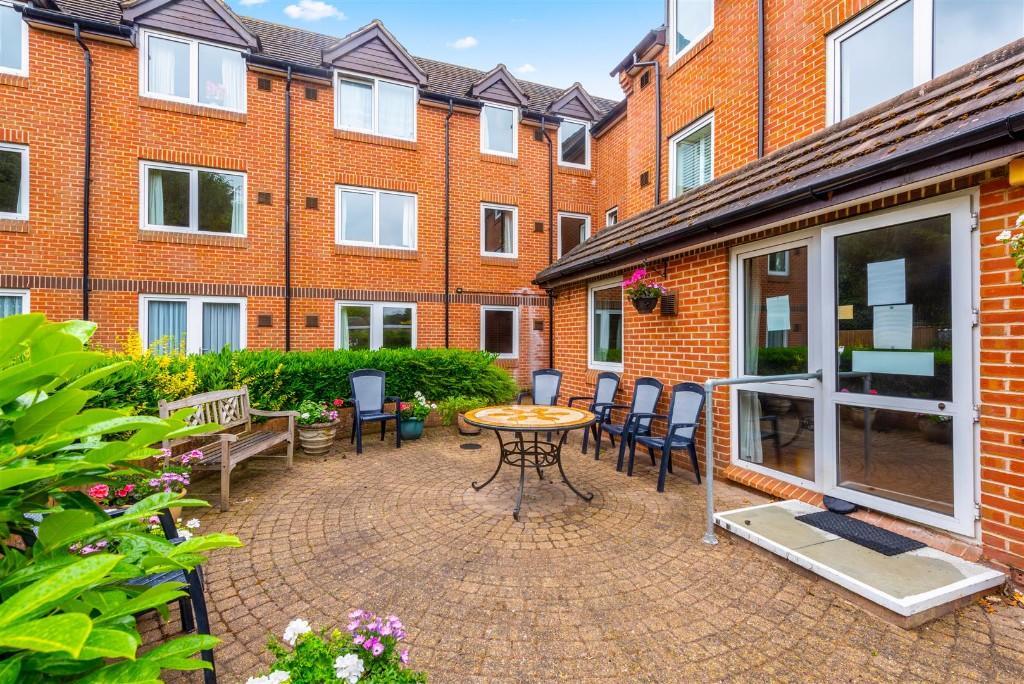 2 bedroom accessible house for sale, Rosemary Lane, Horley, Surrey, RH6 9XZ