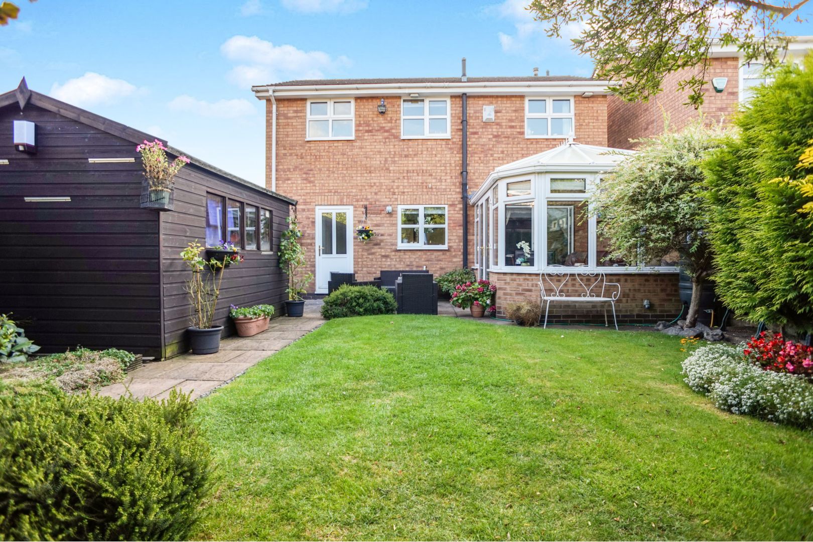 4 bedroom detached house for sale, Knightsbridge Way, Stretton, Burton