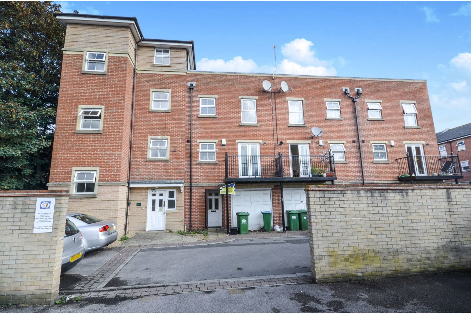 2 bedroom flat to rent, Johnson Street, Southampton SO, SO14 1LT