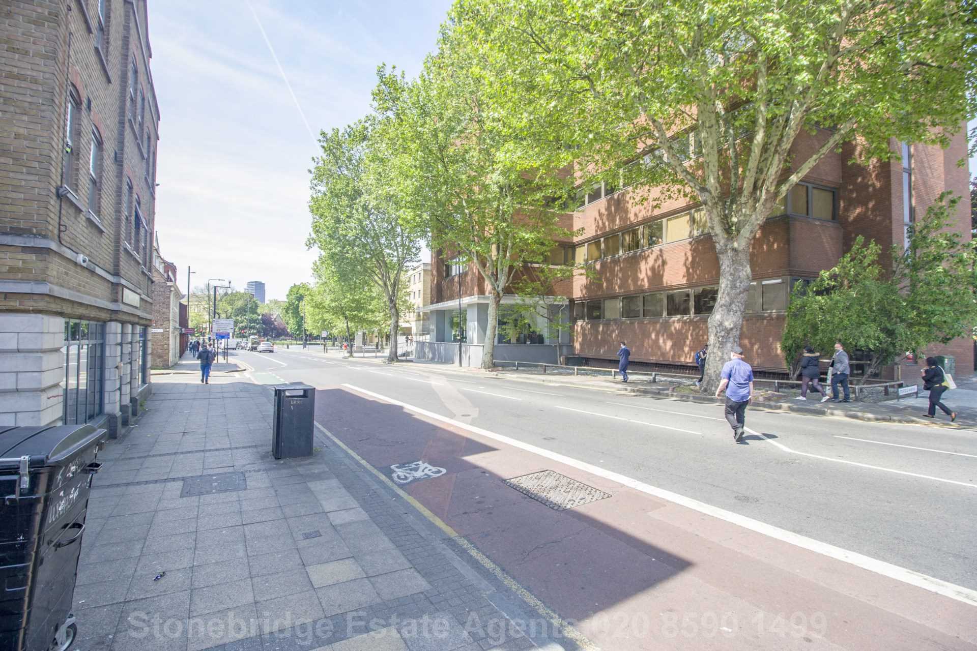 Commercial unit to rent, Romford Road, London, E15 4BZ