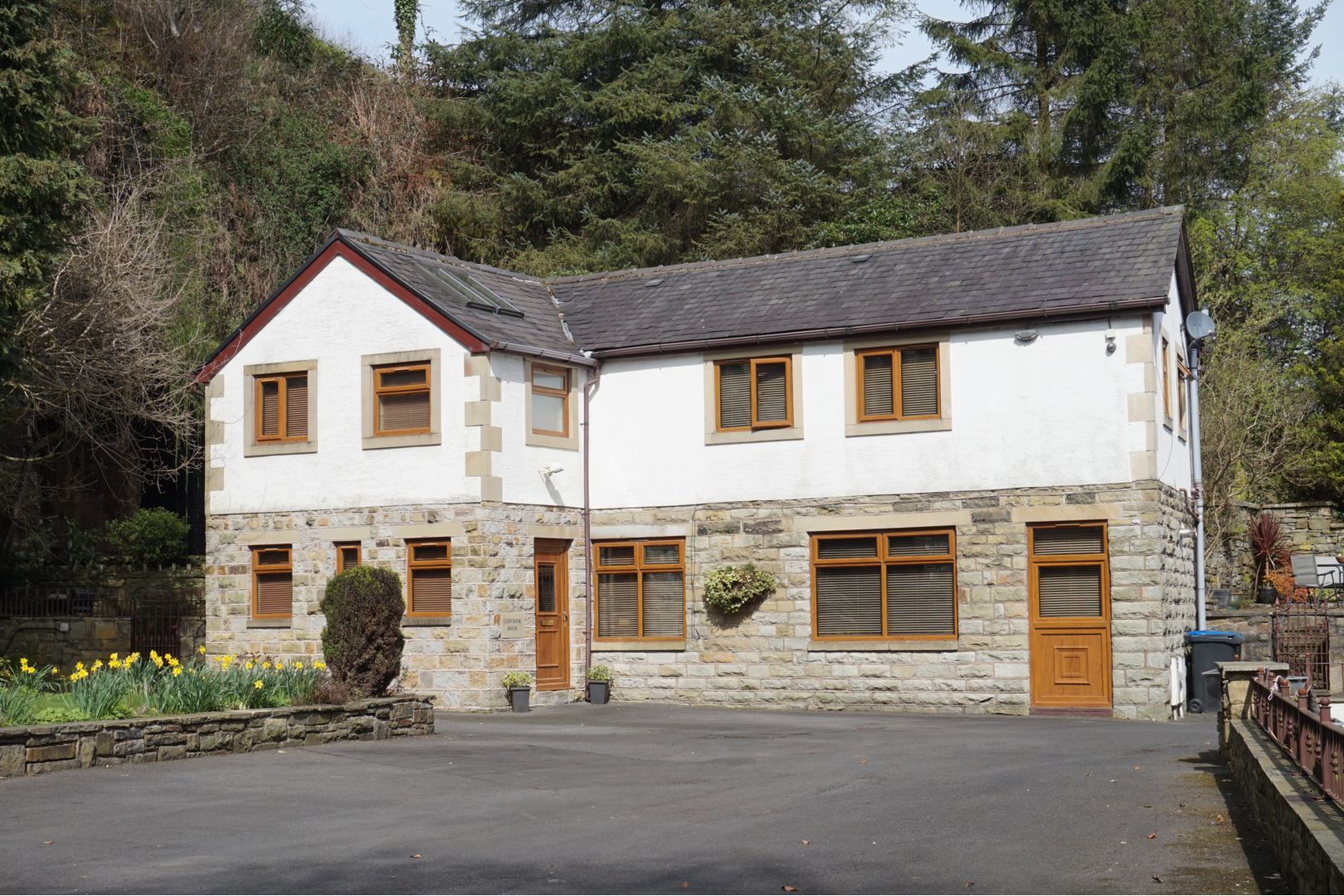 3 bedroom detached house for sale, Cliff Bank Hamlet, Waterfoot, Rossendale BB, BB4 9QR