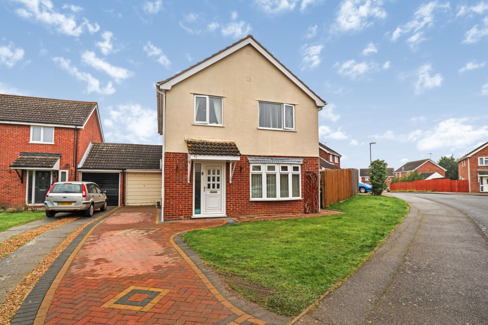 4 bedroom detached house for sale, Middlefield Road, Sawtry, Huntingdon