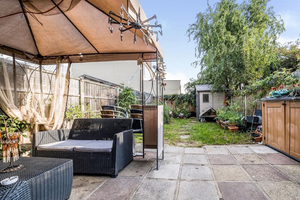 Find 3 Bedroom Properties For Sale In Upminster Zoopla Find 3 Bedroom Properties For Sale In Upminster Zoopla