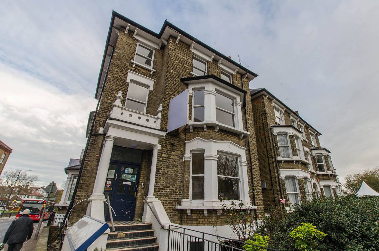 1 bedroom flat to rent, Charlton Road, Blackheath, SE, SE3 7EU