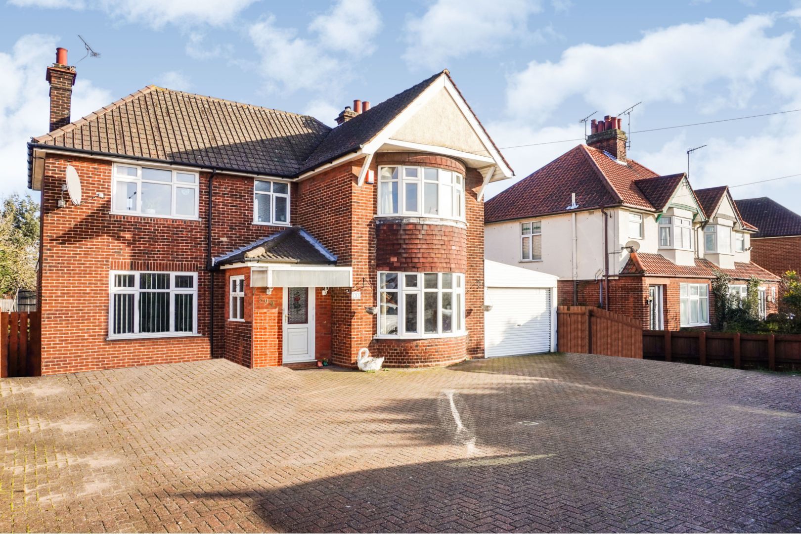 3 bedroom detached house for sale, Felixstowe Road, Ipswich IP, IP3 8SZ