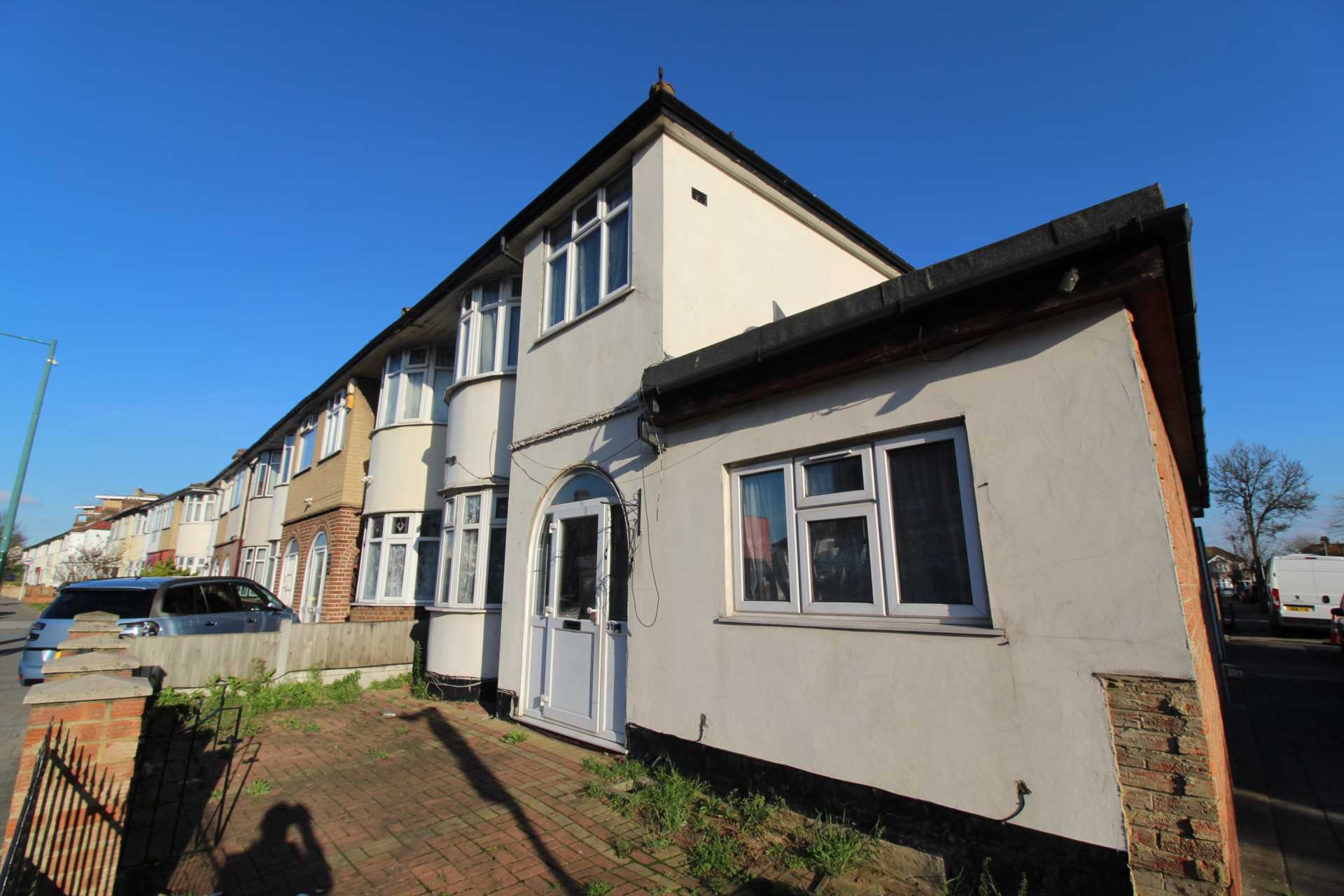 1 bedroom flat for sale, Ilford Lane, Ilford, IG1 2SJ