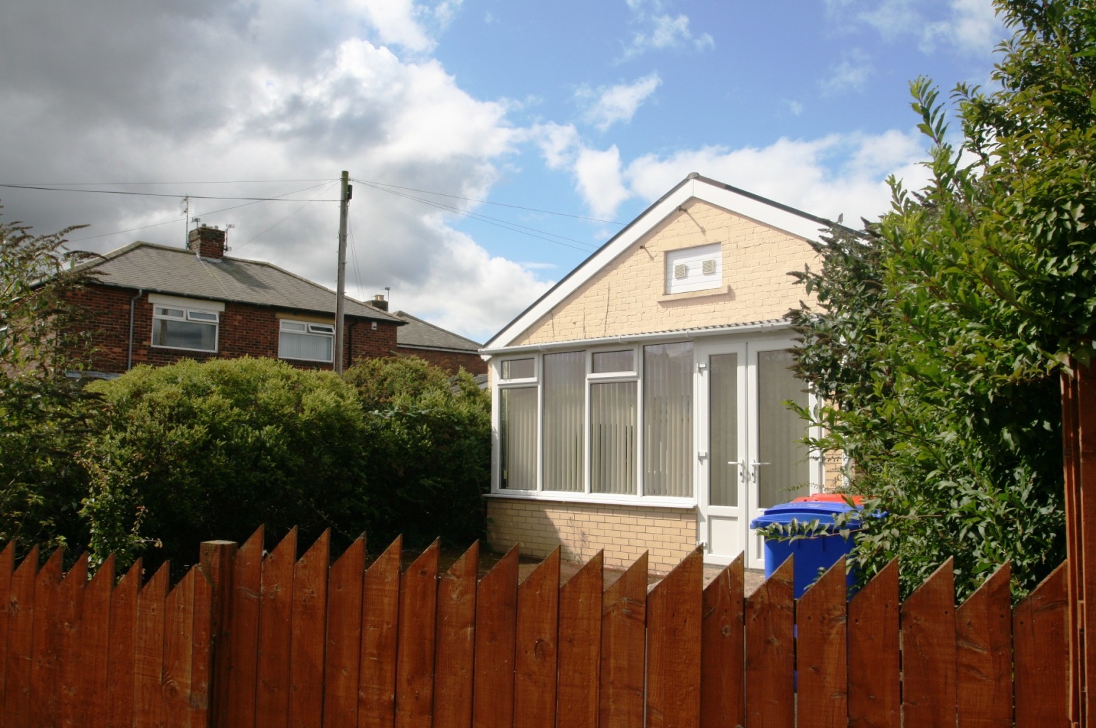 2 bedroom detached bungalow to rent, Norland House Scott Avenue, Nelson