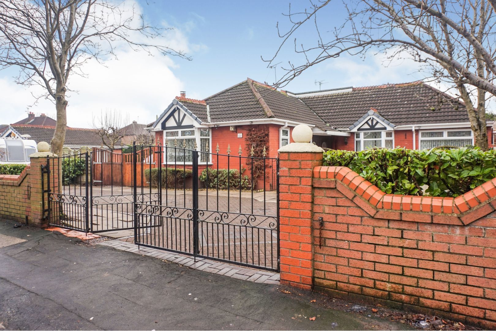 3 bedroom detached bungalow for sale, Wagon Lane, St. Helens WA, WA11