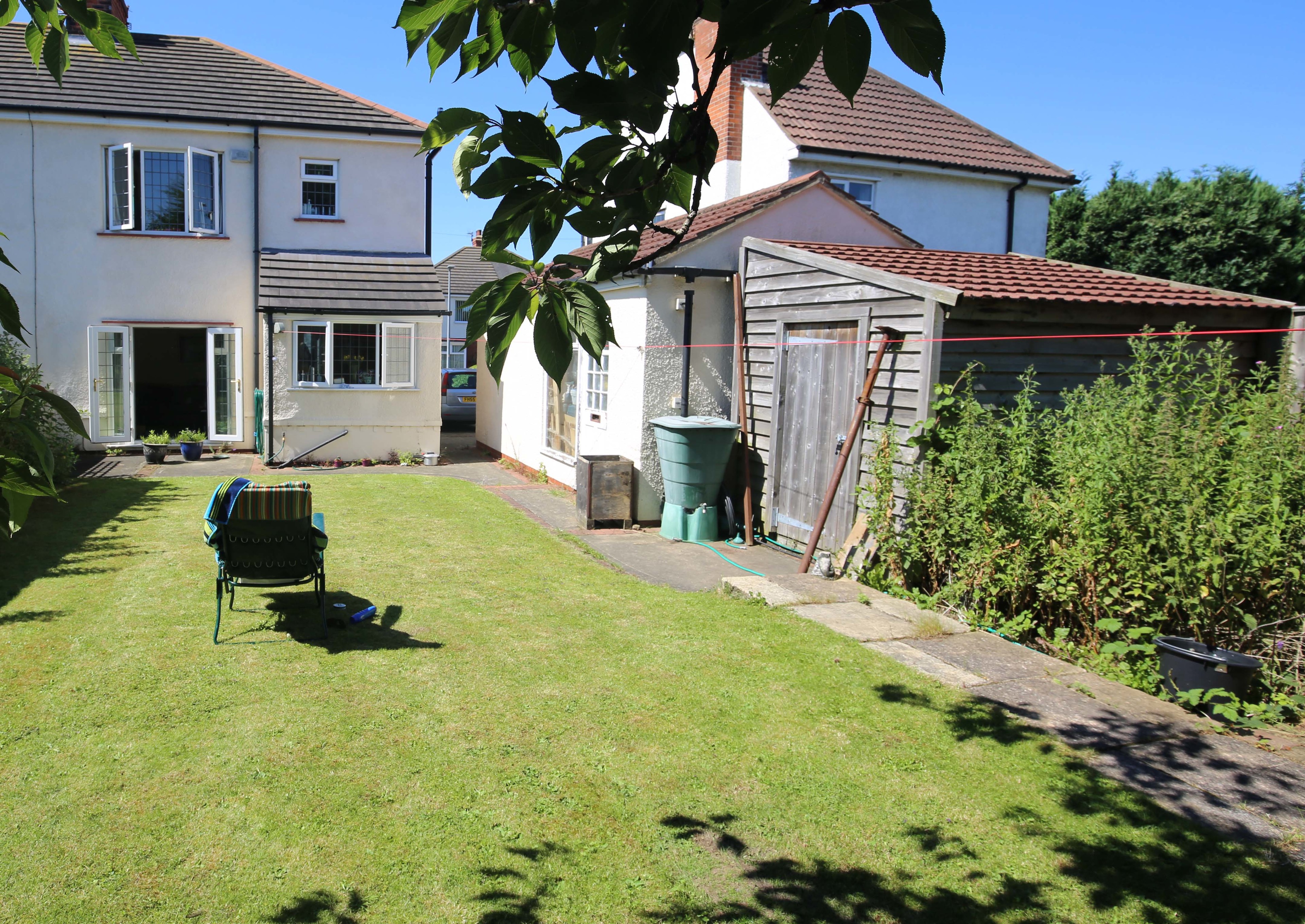 3 bedroom semidetached house for sale, Carlton Road, Grimsby, DN34 4PP