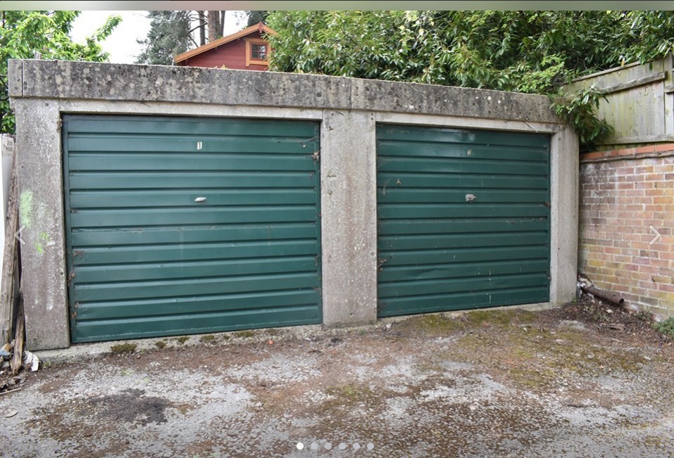 Garages to rent, Glenives Close, Ringwood, BH24 2PD