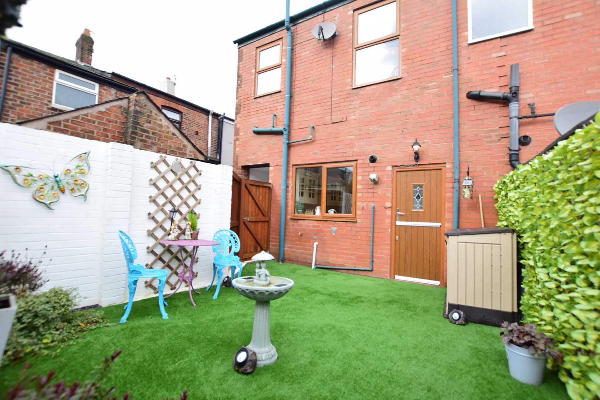 3 bedroom end of terrace house for sale, Smith Street, Preston, PR4 2JB