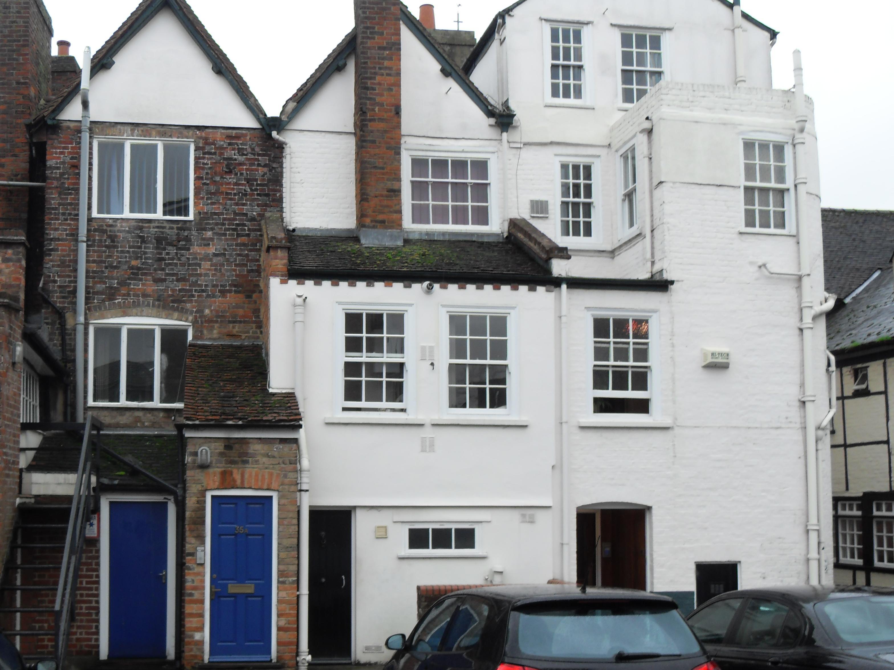 2 bedroom terraced house to rent, High Street, Hemel Hempstead, HP1 3AA