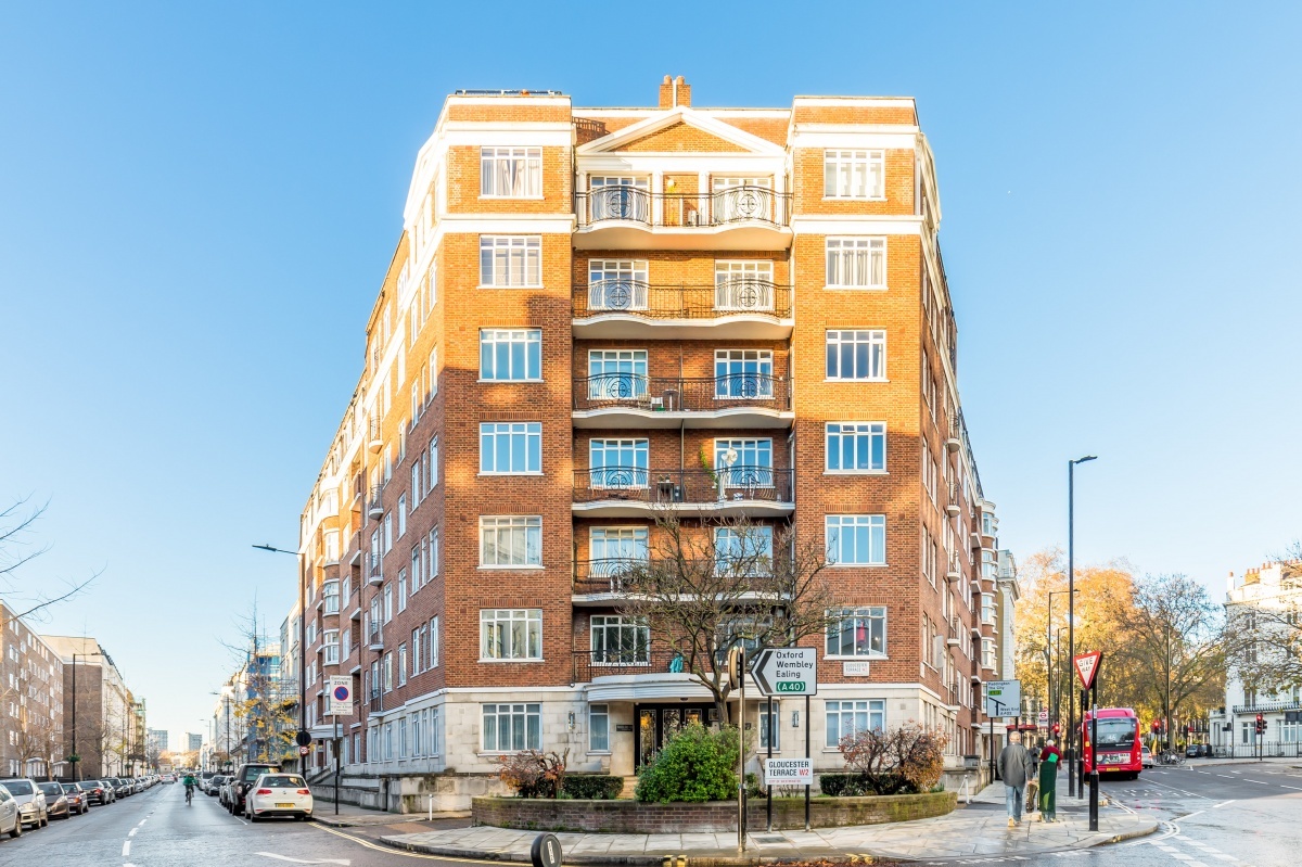3 bedroom flat for sale, Lancaster Terrace, London W, W2 3PA